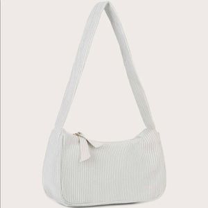 Minimalist baguette bag